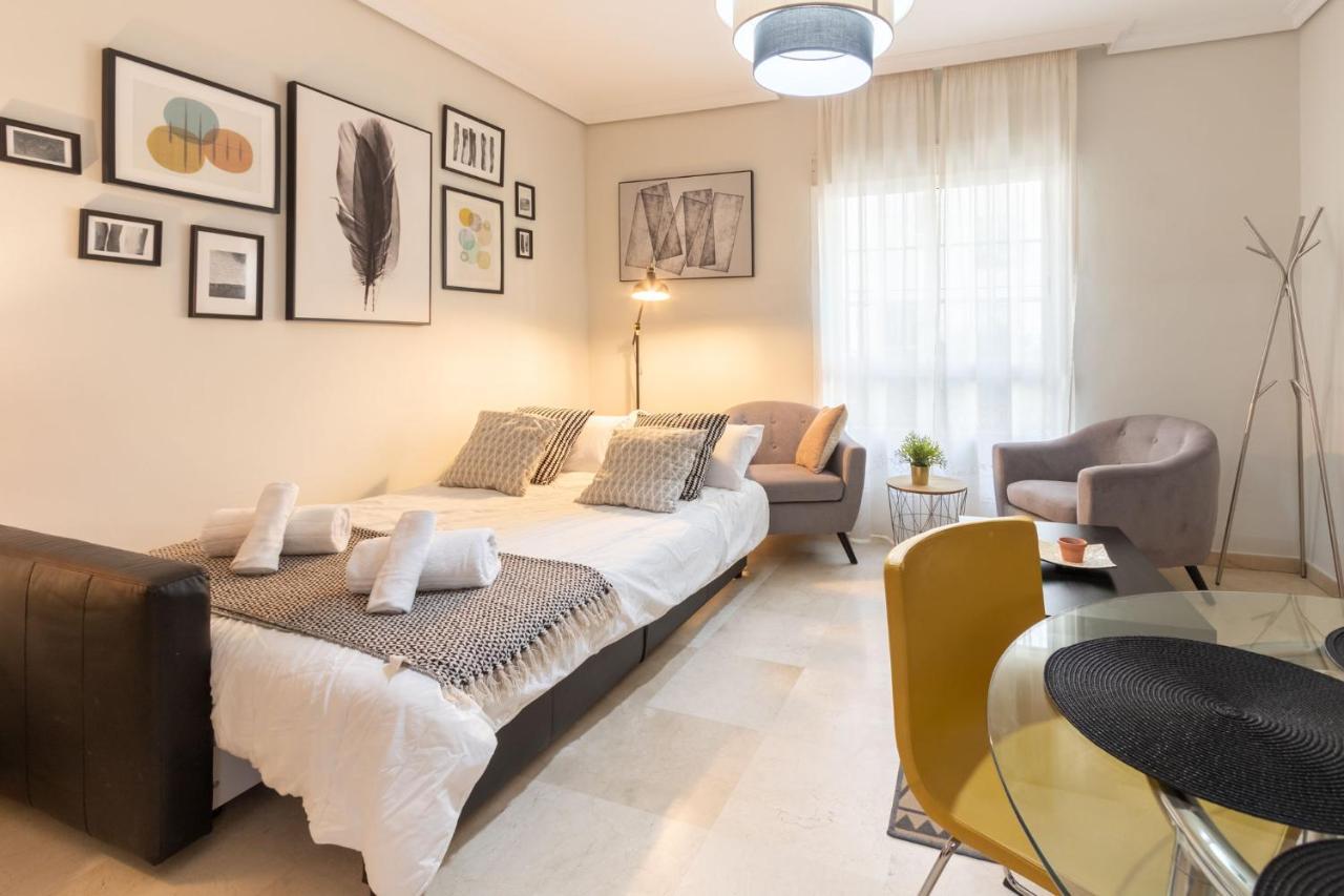 San Jacinto Triana Deluxe By Valcambre Daire Sevilla Dış mekan fotoğraf